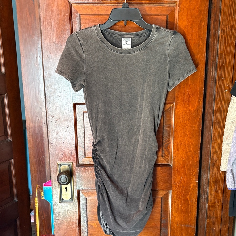 NWOT Victoria Secret PINK size xsmall Short Sleeve Ruched Side Dress